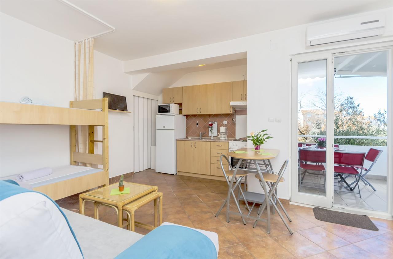 Apartment Branka Srima Eksteriør bilde